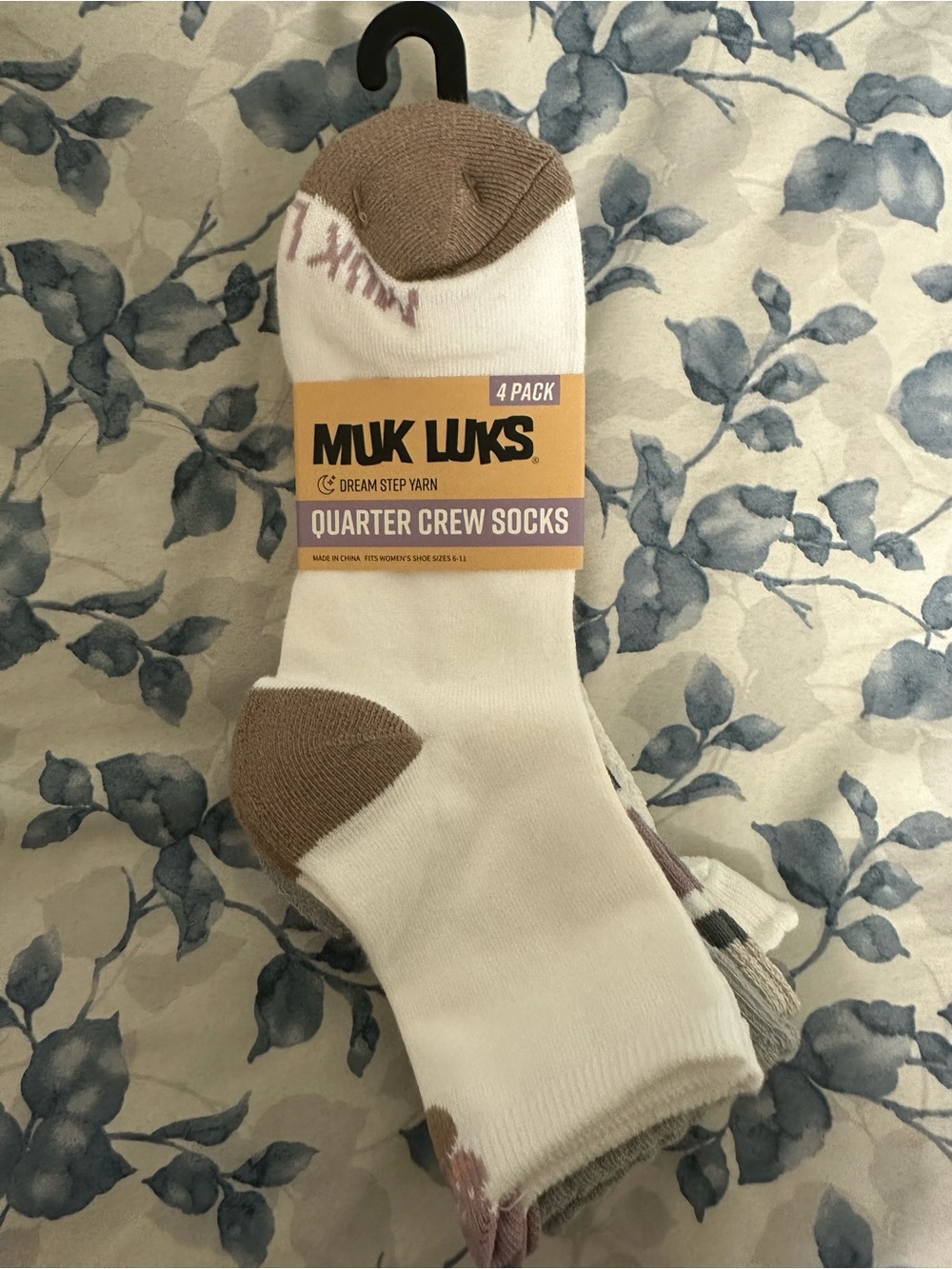 Muk Luks Woman Quarter Crew Socks - 4 Pack